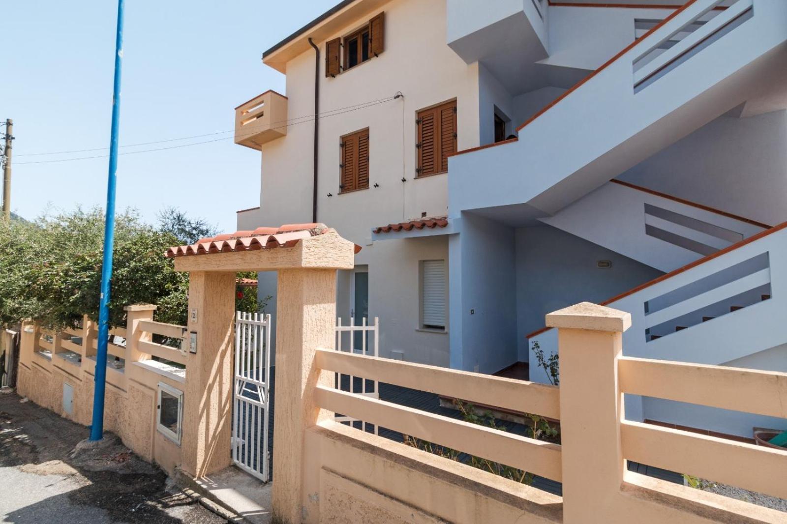 Appartamento Perla Bianca, Con Wifi E Air Con Cala Gonone Exterior photo